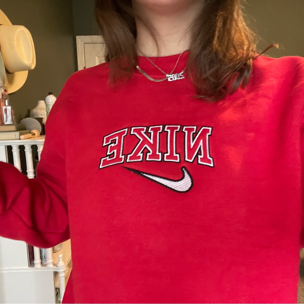 nike embroidered sweatshirt